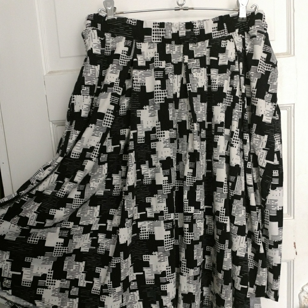 Lularoe Madison XL